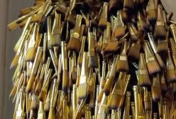 لباس دوخته شده از قلمو