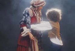 رقص بهنوش طباطبایی در تئاتر الور توئیست