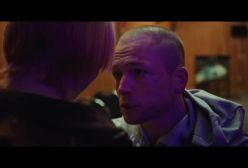 تیزر رسمی فیلم سینمایی او شاتگان به همراه دارد با دوبله فارسی She Rides Shotgun 2025