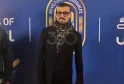 ژست رامین رضاییان و روزبه چشمی در جشن ۸۰ سالگی استقلال