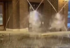 دقتِ باورنکردنی فواره های یک آبنمای زیبا