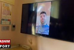 تماس تصویری مهدی طارمی با اعضای تیم ملی فوتبال ۷ نفره در آستانه فینال جام جهانی | 2 آذر 1403