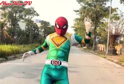 نبرد مرد عنکبوتی و اسپایدرمن _ عملیات پلیسی