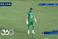 گل تراکتور بواسطه خروج اشتباه حسینی استقلال ۰-[۱] تراکتور دقیقه 56 عارف