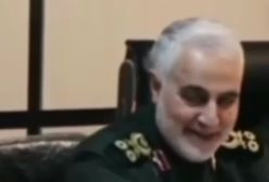 واکنش حاج قاسم به آهنگ زنگ موبایل یکی از حاضران در جلسه