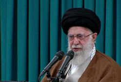 رهبر انقلاب: قدرت و اراده ملت ایران را باید به رخ رژیم صهیونیستی کشید