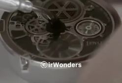 باریک‌ترین ساعت مکانیکی جهان