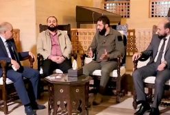 جولانی سرکرده هیئه تحریرالشام با نخست‌وزیر پیشین سوریه دیدار کرد | 19 آذر 1403