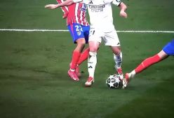 لحظه گل زیبای براهیم دیاز در لیگ قهرمانان اروپا که وایرال شده | 16 اسفند 1403