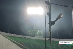 دود غلیظ اطراف پروژکتورهای ورزشگاه آزادی (ویدیو)