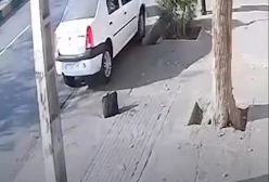 ببینید! در روز روشن موبایل یک روحانی در قم به سرقت رفت | 27 آذر 1403