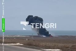 ببینید! فیلم لحظه سقوط هولناک هواپیمای مسافری آذربایجان در قزاقستان | 5 دی 1403