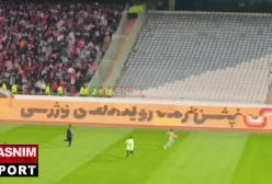 ورود جیمی جامپ به زمین بازی پرسپولیس تراکتور آن هم در دقایق پایانی | 7 بهمن 1403