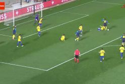 مهارهای فوق‌ العاده پلی‌آف لیگ کنفرانس