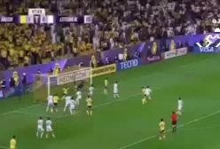 وقتی رونالدو تسلیم صخره استقلال شد  +فیلم