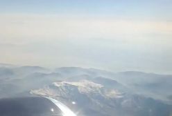 کوه دماوند و وضعیت امروز آلودگی هوای تهران از دید پنجره هواپیما | 2 دی 1403