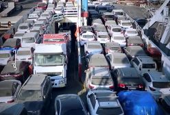 سوریه خودرو وارد کرد / اولیل محموله خودروهای نو و دسته دوم خارجی وارد سوریه شد | 8 بهمن 1403