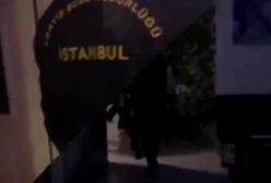 تصاویری از کشف فحشا از مراکز ماساژ توسط پلیس / ورود غافلگیرانه پلیس به داخل سالن ها | 16 اسفند 1403