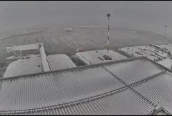 پرواز هیجان انگیز هواپیما در فرودگاه برفی اردبیل | ۲ بهمن ۱۴۰۳