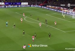 پوشش زنده باز ی آرسنال مقابل آیندهوون لیگ قهرمانان اروپا