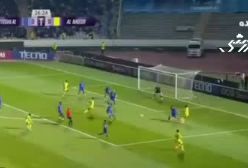 سوپر سیو کاپیتان استقلال مقابل ستاره کلمبیایی