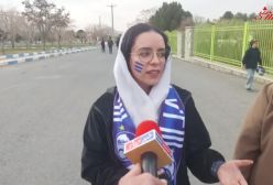 دختران استقلالی در اصفهان؛ ما هوادار روزهای سخت هستیم؛ روزهای سخت پشت استقلال را خالی نمی کنیم.