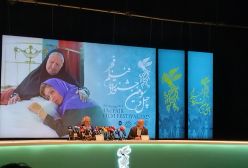 نشست خبری دبیر جشنواره فیلم فجر آغاز شد