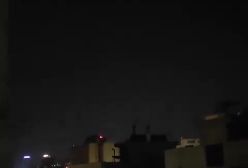 ویدیویی شوکه کننده از موج دوم حملات اسرائیل به ایران/  جنگ روی آسمان