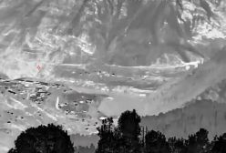 دهلی‌نو: ۹ هدف را در جامو و کشمیر بمباران کردیم/ حمله موشکی پاکستان به پایگاه هوایی هند در سریناگر/