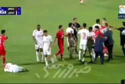 حمله خطرناک و ضربه محکم بازیکن تراکنتور به گلزن نساجی