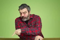 آقای تحلیلگرجلیلی در جلسه که موساد زد نبود ؟  عضو ستاد قالیباف در جمع پهلوی ؟.