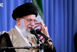 مقام معظم رهبری : وقتی تمام محافظانم رو مرخص کردم ؛ طفلک‎‌ها شروع به گریه کردند! | 21 فروردین 1404