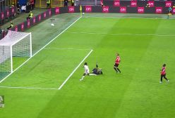 واکنش برق‌آسای مانداس؛ مهار تماشایی ضربه رتگی!  برترین سیوهای هفته ۳۱ سری آ ۲۰۲۴/۲۵