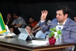 سخنرانی  در دنیا چه خبره؟ - خرم آباد