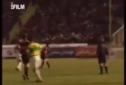 لحظاتی از سریال فوتبالی و خاطره‌انگیز به سوی افتخار