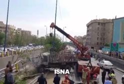 واژگونی مرگبار خاور حامل کپسول‌های گاز مایع! ۲۵ فروردین ۱۴۰۴