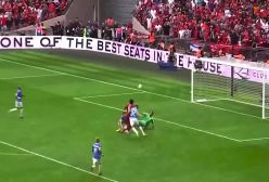 نجات‌های افسانه‌ای مدافعان روی خط دروازه