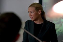 Fringe.S02E03.720p.Farsi.Dubbed