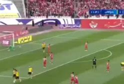 گل به خودی عجیب گولسیانی مقابل سپاهان