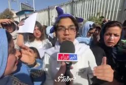 دختر هوادار استقلال: فصل پیش مشخص کرد پرسپولیس چطور قهرمان می شود/ نمی‌گذارند استقلال بالا بیاید!