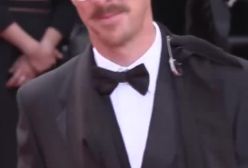 بندیکت کامبربچ با آتل روی فرش قرمز کن 2025