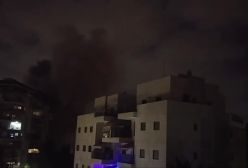 ویدیو جدید از لحظه برخورد موشک خیبر شکن به حیفا اسراییل