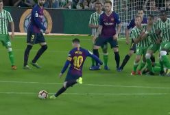 ۱۰ ضربه آزاد برتر از لیونل مسی