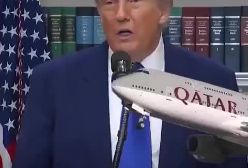 ببینید/ اهدای یک هواپیمای لوکس از طرف امیر قطر به ترامپ و تشکر او | 24 اردیبهشت 1404