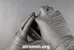 آنباکسینگ عطر والنتینو اومو بورن این روما گرین استراوگانز در عطرآمین