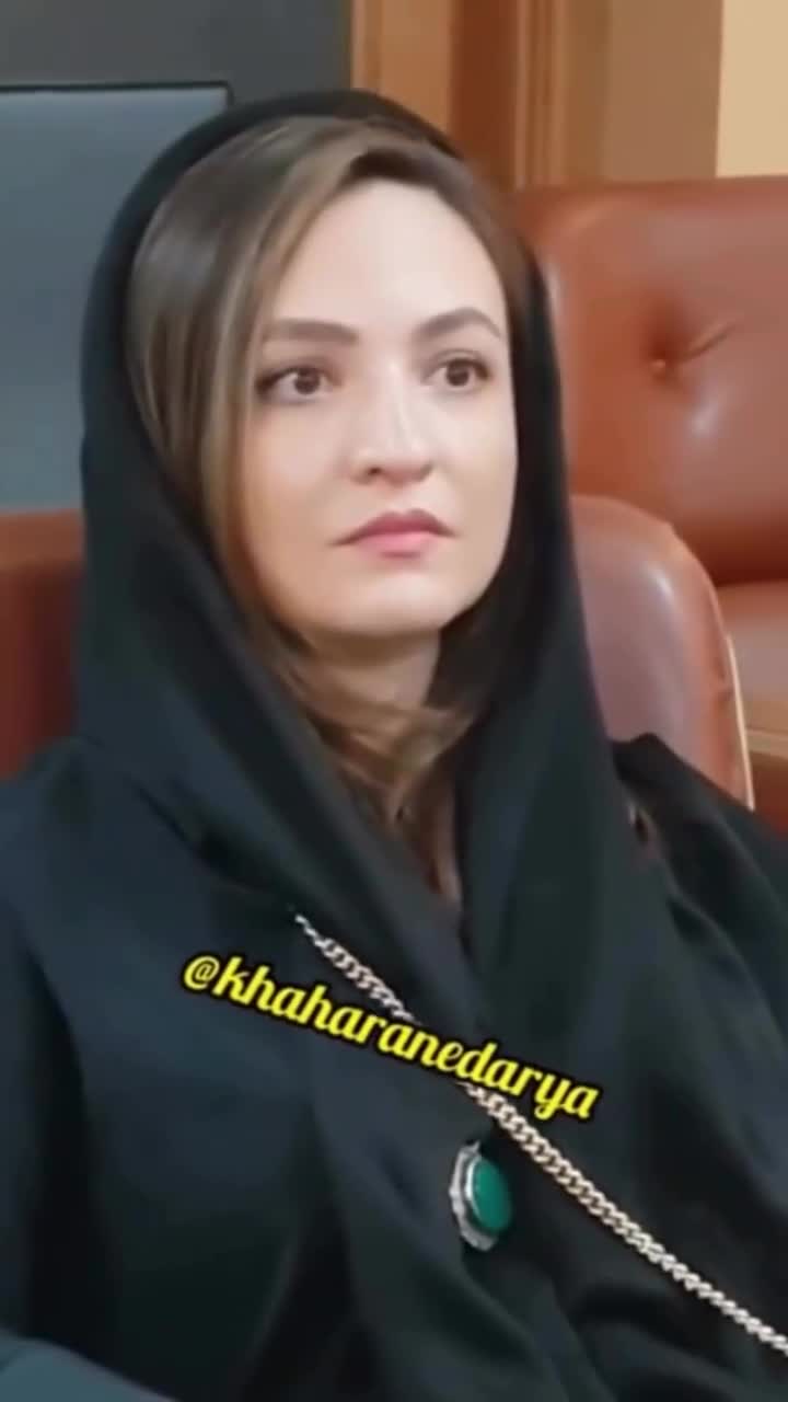 محسن تنابنده و سارا و نیکا در مراسم ختم مادر هما | ببینید