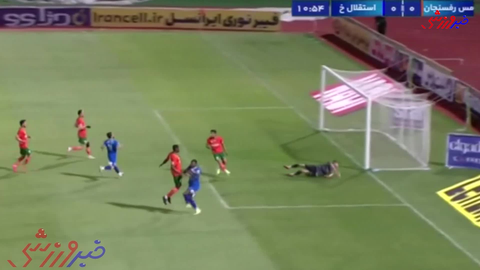 فیلم هنرنمایی مهاجم استقلال فراتر از سطح فوتبال ایران!